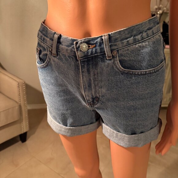 GUESS Jean Shorts – Style 10942, Cut MJ835, Medium Wash, Size 27 - Picture 5 of 6